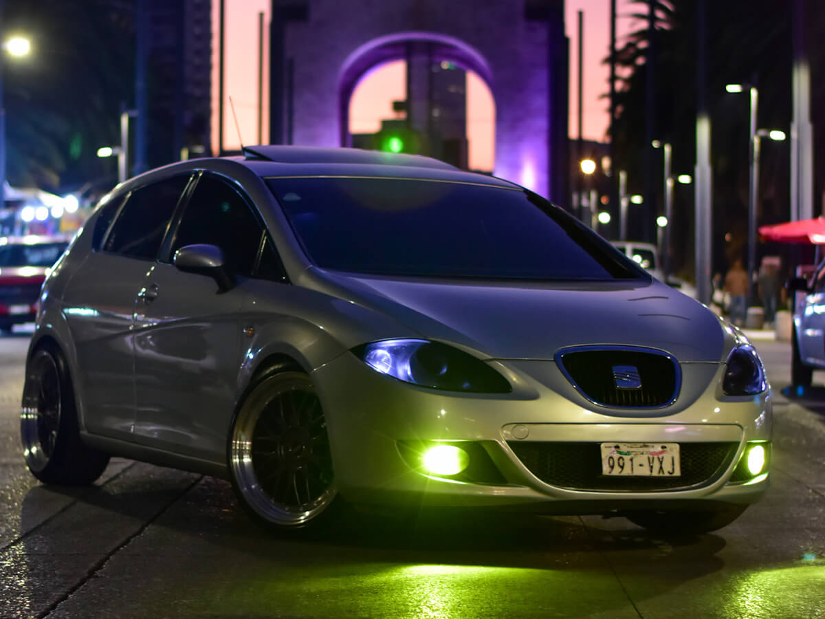 Auto (1–4 pax) 2